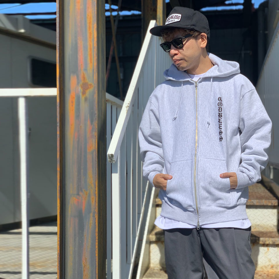MRV / GOD BLESS ZIP HOODIE