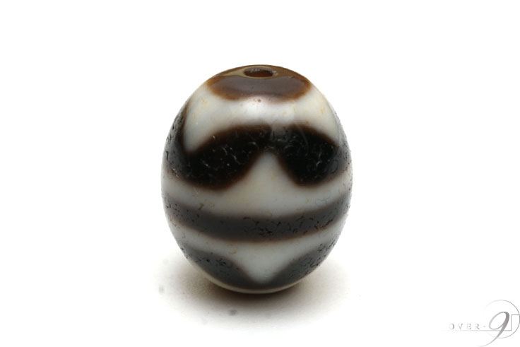 楽天市場】《現物限り一点物》 【 四線虎牙六眼天珠 老礦天珠 約34mm