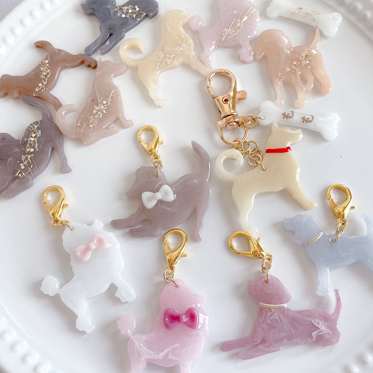 7匹の犬と骨 シリコンモールドｰ* オマケがたくさんついてくるパーツ屋