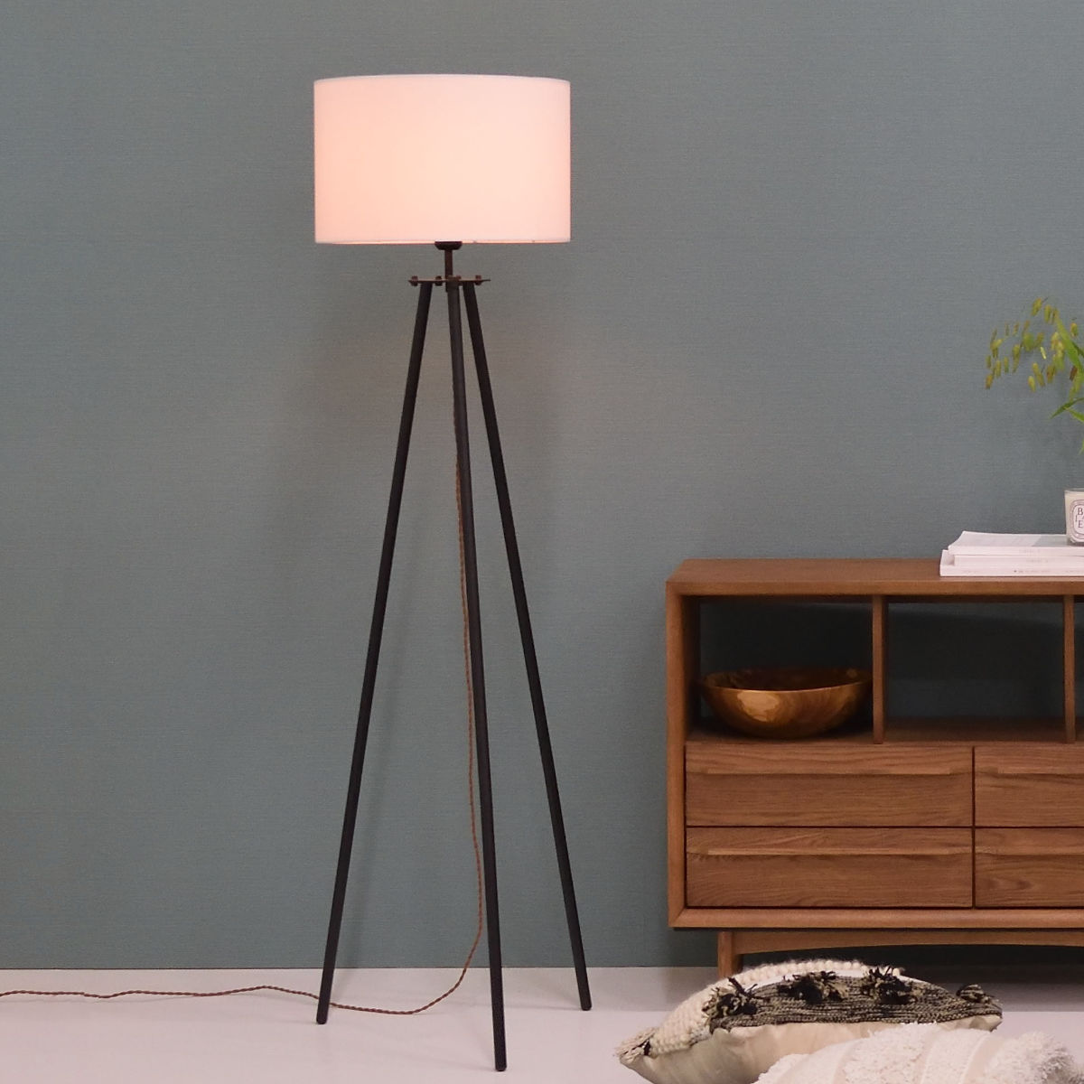 楽天市場】スタンドライト 小 北欧風 スチール おしゃれ （ 送料無料