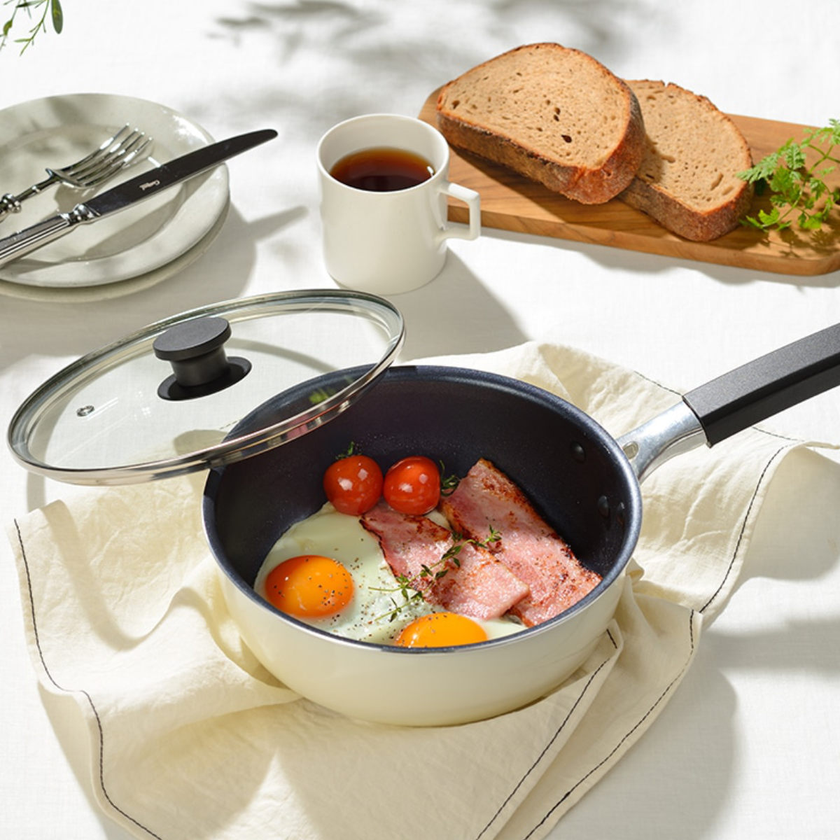 楽天市場】フライパン 20cm IH対応 深型 rinto 蓋付き 外面ホーロー