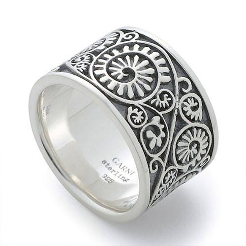 GARNI - Vine Pattern Ring / ブラック | Tempt