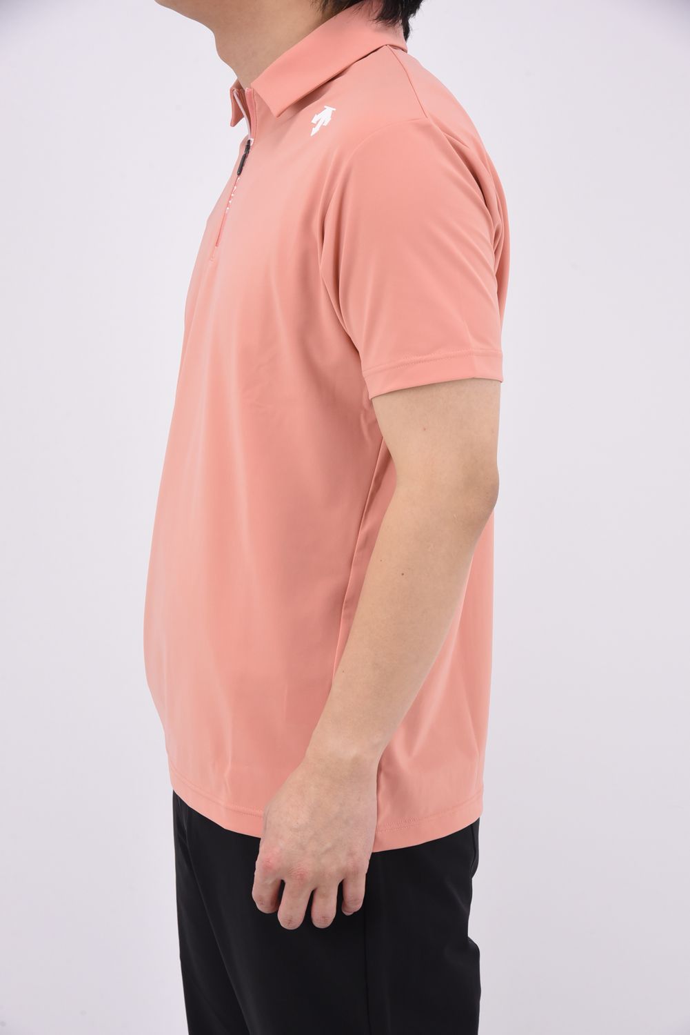 DESCENTE GOLF - 【25SS】 ハーフジップ半袖シャツ (ピンク) | GOSSIP GOLF