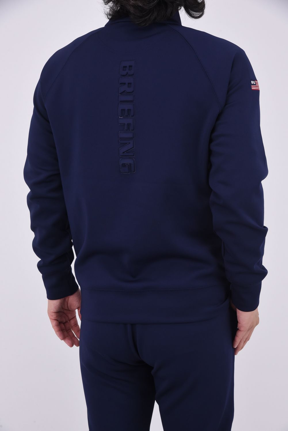 BRIEFING フルジップジャケット ネイビー 袖BRIEFINGロゴ入り BRIEFING