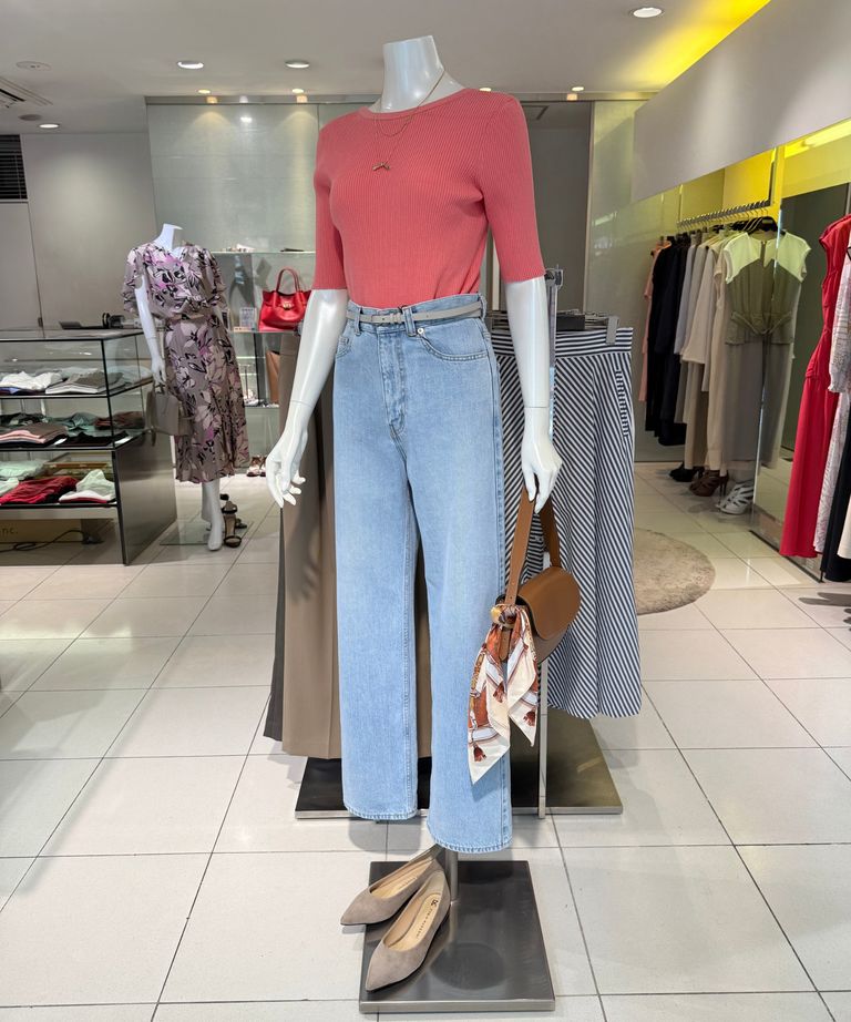 TOMORROWLAND - デニム ワイドストレートパンツ(ライト ブルー