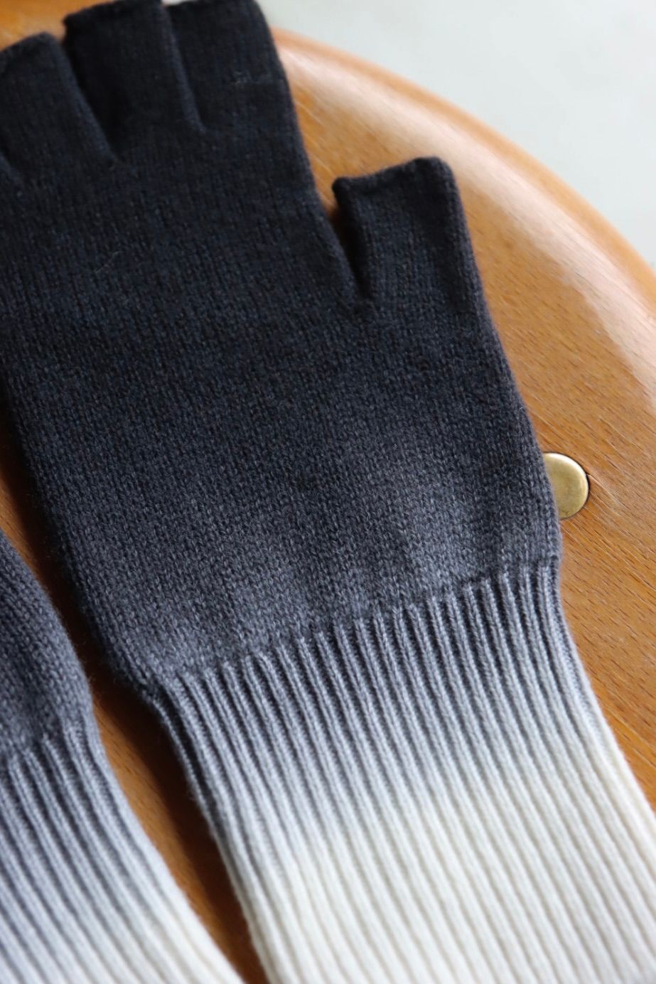 小物 Gradient Dyed Fingerless Gloves - black 小物 Gradient Dyed
