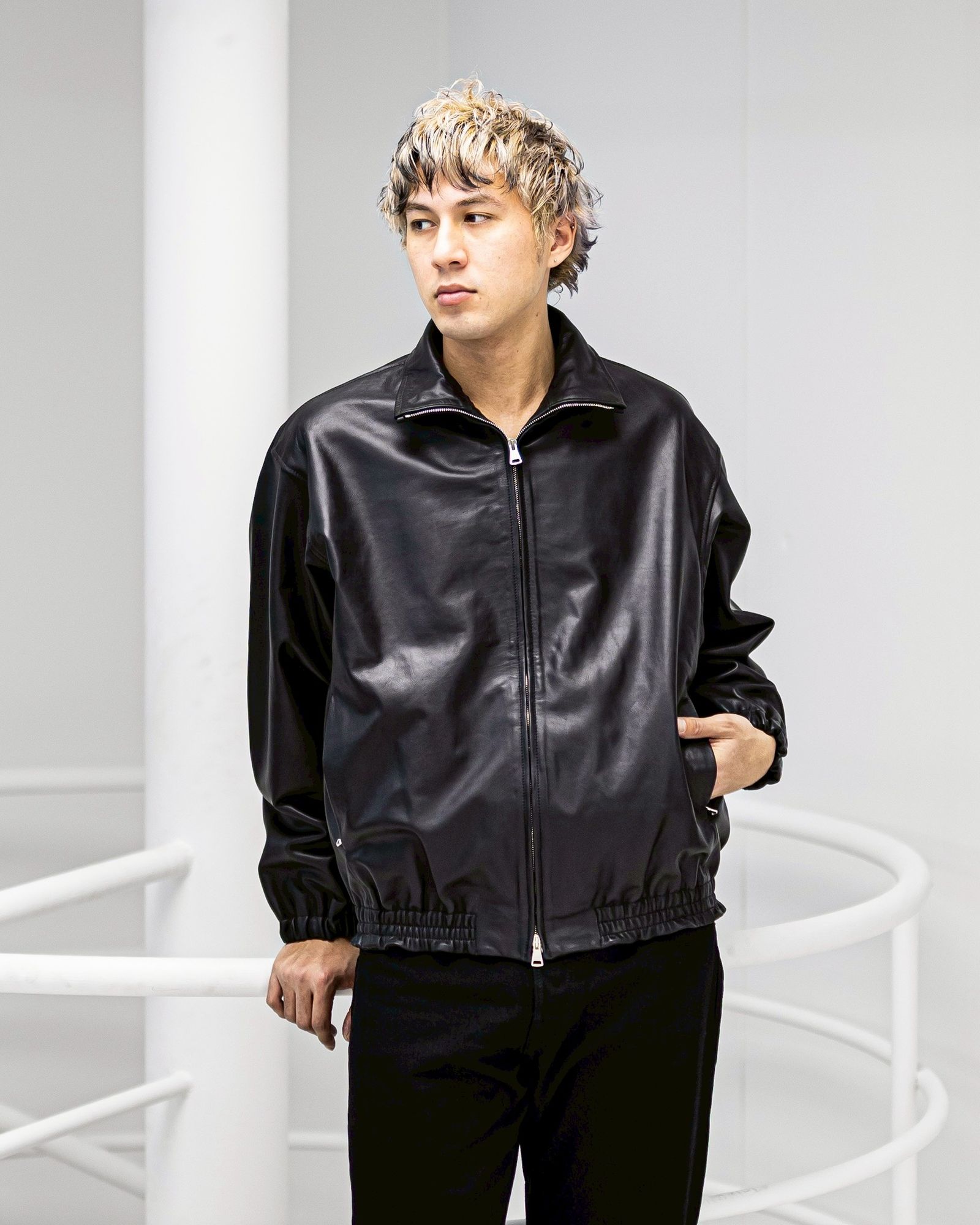 YOKE Carf Leather Truck Jacket (BLACK)1月24(土)新作発売！ | 7772