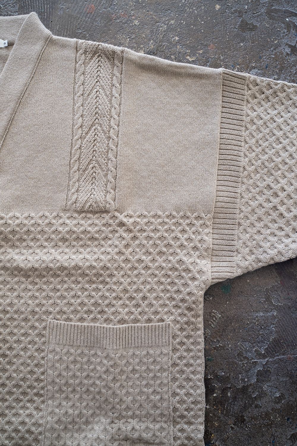 YASHIKI - 【ラスト1点】【22AW】Yukigumo Hanten Cardigan(IVORY) | Salty