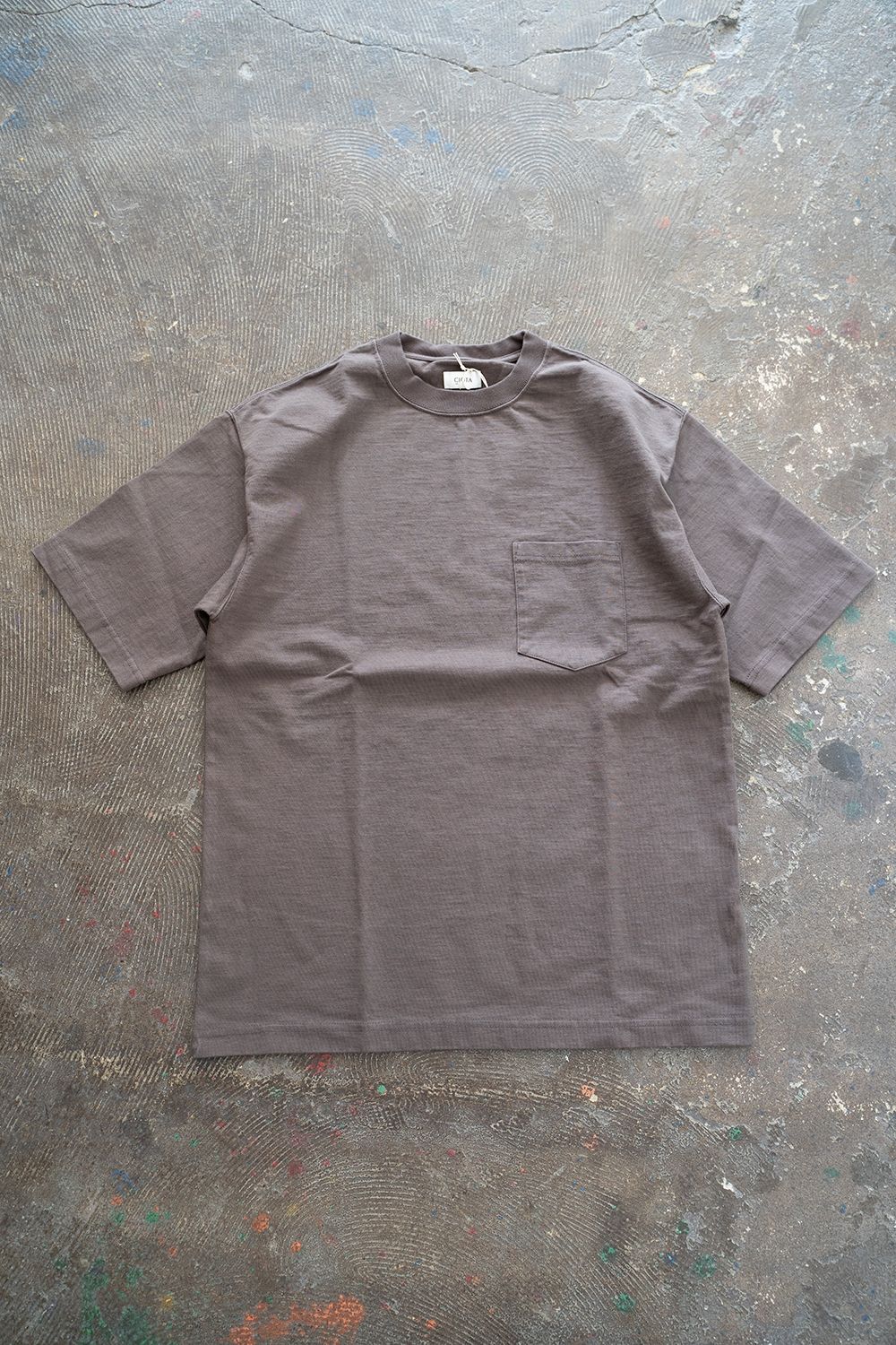 CIOTA - 【ラスト1点】スビンコットン10/-度詰吊り天竺ポケット付き