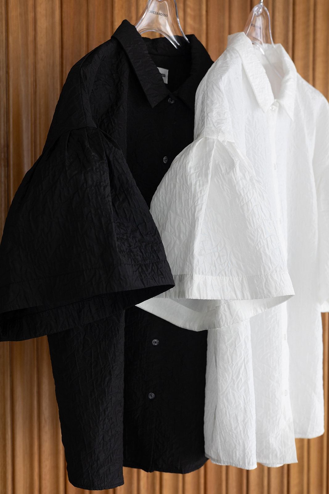 CAVEZA ROSSO - ジャカードタックスリーブブラウス (ホワイト) | Sir