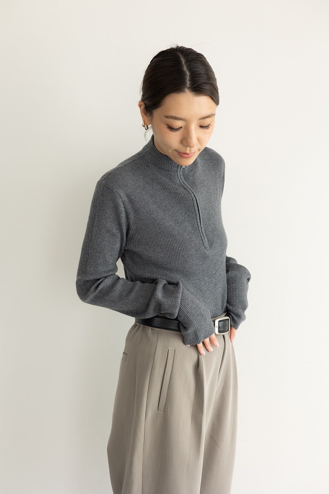 CAVEZA ROSSO - ハンドウォーマージップニットトップス (ダークグレー