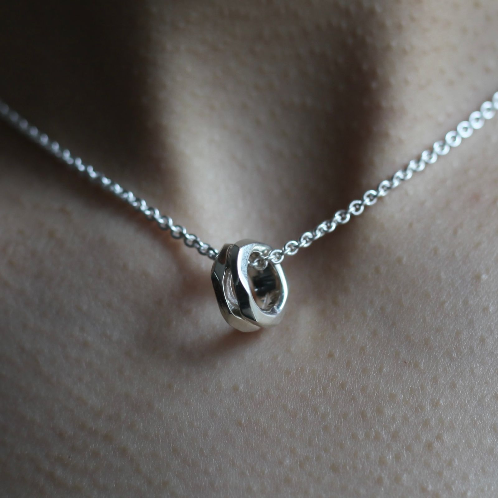GARNI - 【残り一点】Crockery Double Ring Pendant | ACRMTSM ONLINE