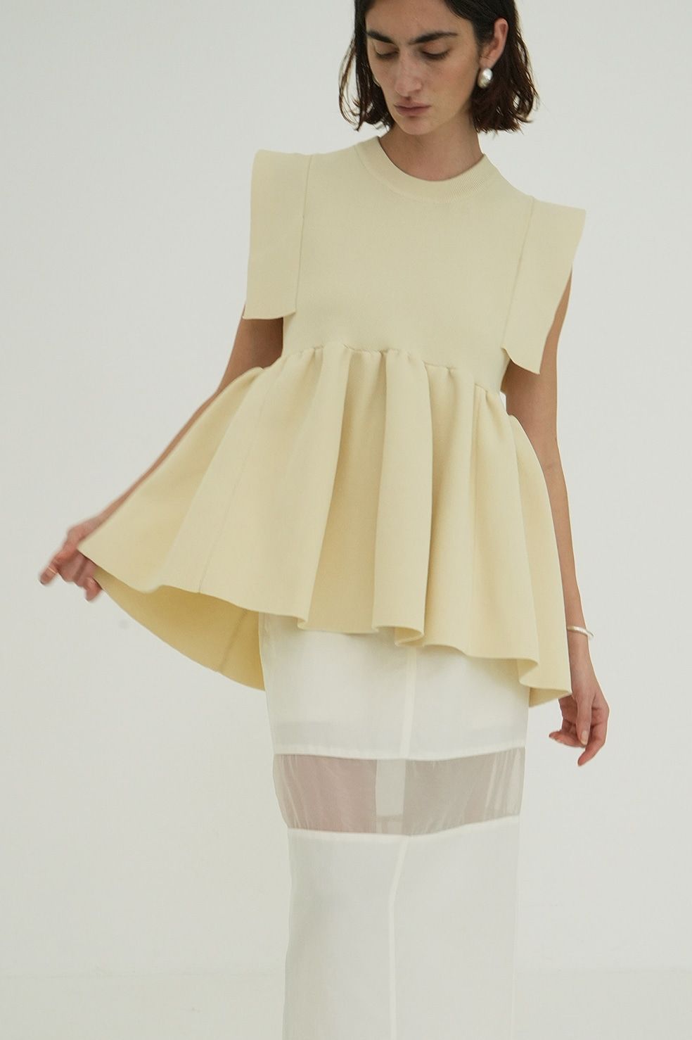 CLANE - 【25SS】 SQUARE SLEEVE GATHER KNIT TOPS - BLACK | スクエア