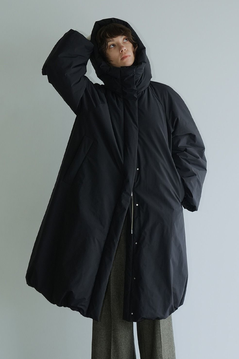 CLANE - バルーン フーディ ロングダウンコート - BALLOON HOODIE LONG