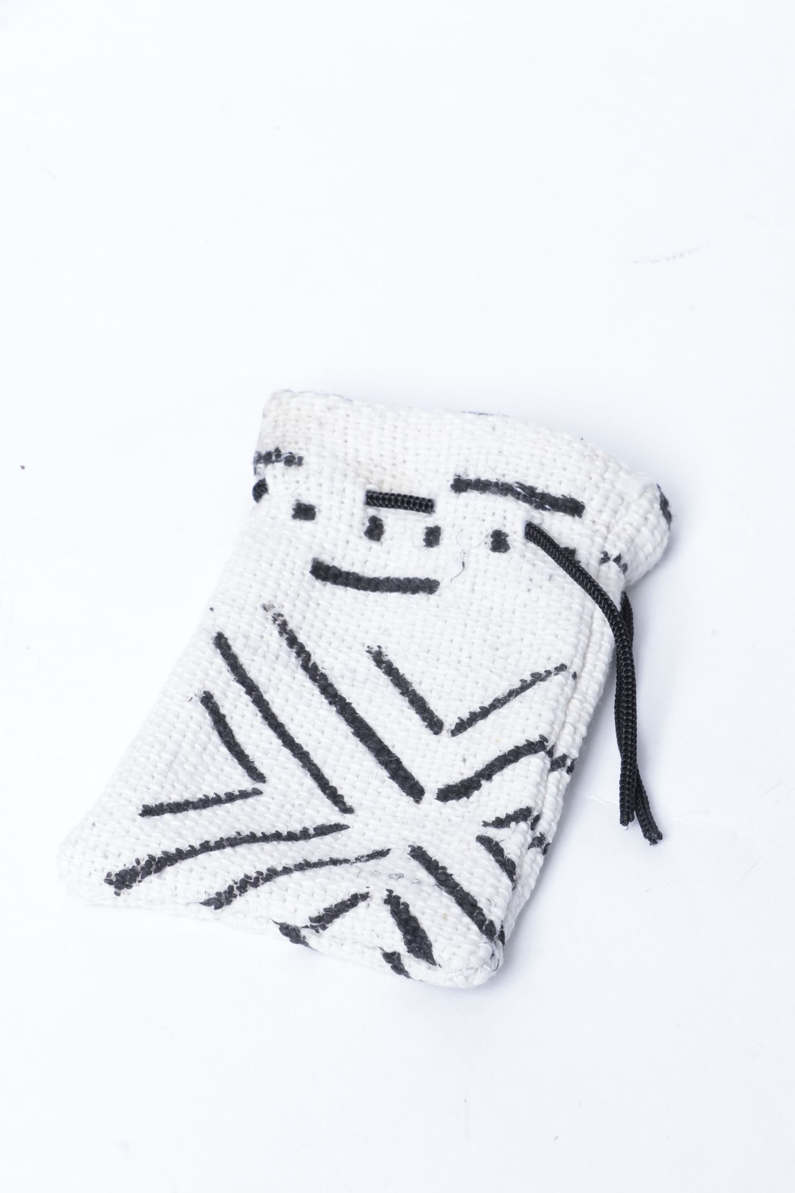 ADAWAT'N TUAREG - Agharass Zlig / アガラス ズリッグ ハンドメイド