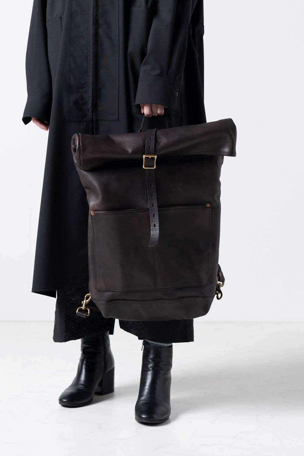 vasco - LEATHER ROLLTOP RUCKSACK [BLACK]｜レザーロールトップ