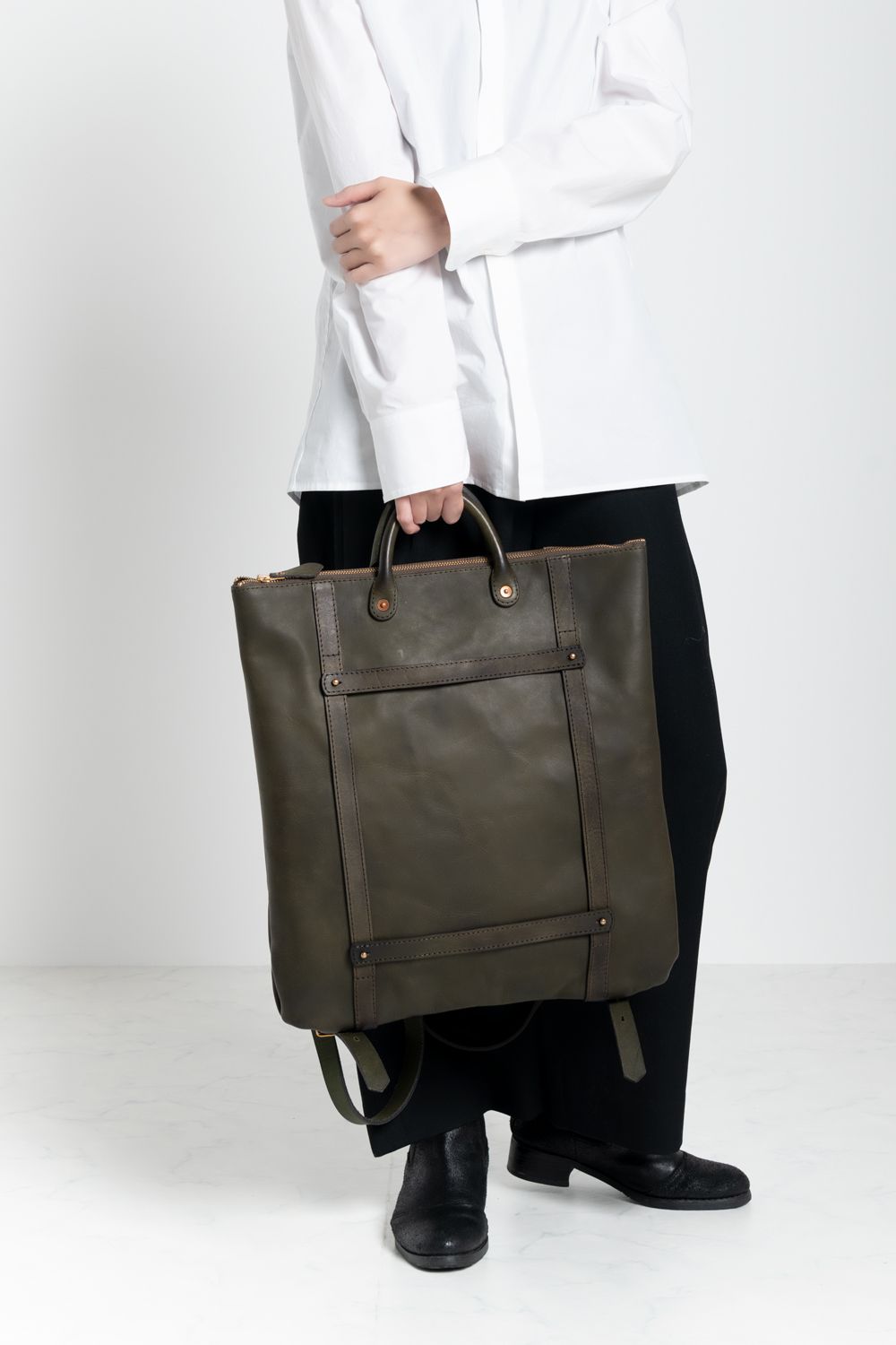 vasco - LEATHER HELMET 2WAY BAG [OLIVE]｜ トートバッグ / リュック