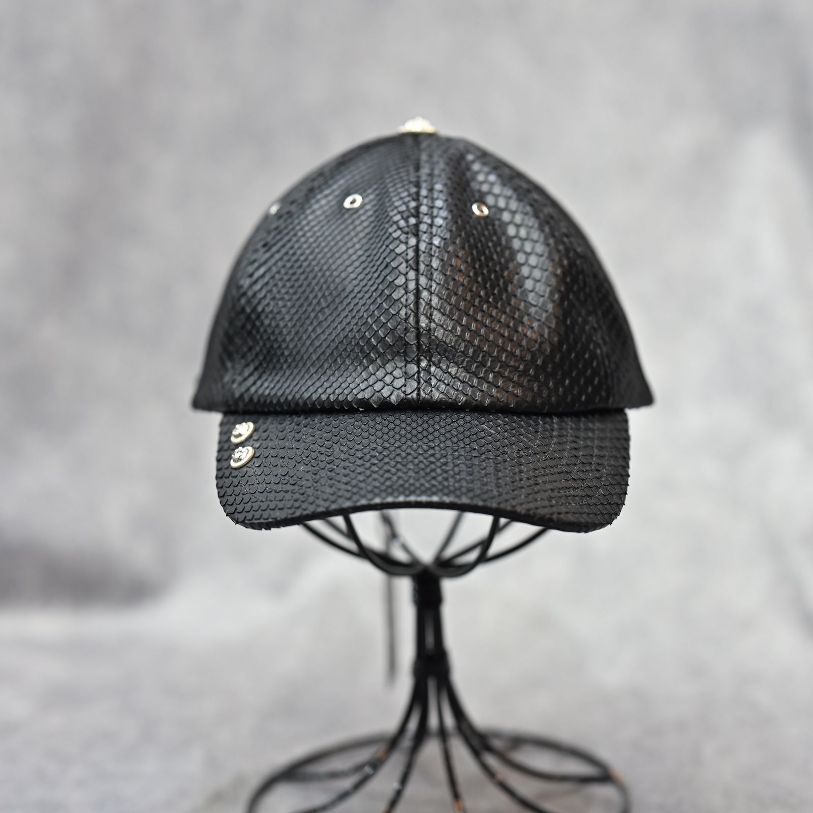 ISAMU KATAYAMA BACKLASH - THE LINE PYTHON CAP （BLACK） / パイソン