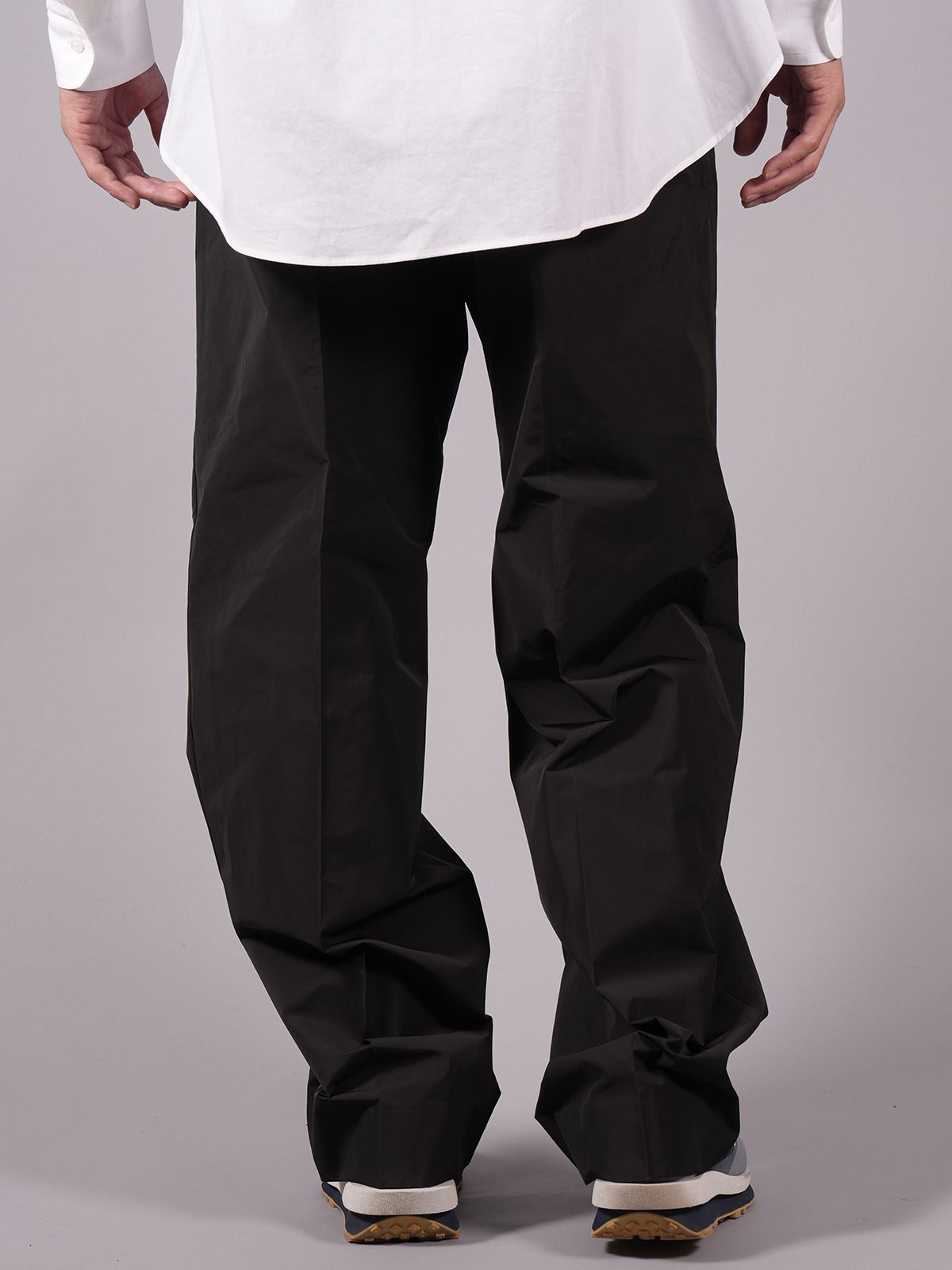 NTN - 【残りわずか】【定番アイテム】 BETA 2-TUCK TROUSERS / ベータ