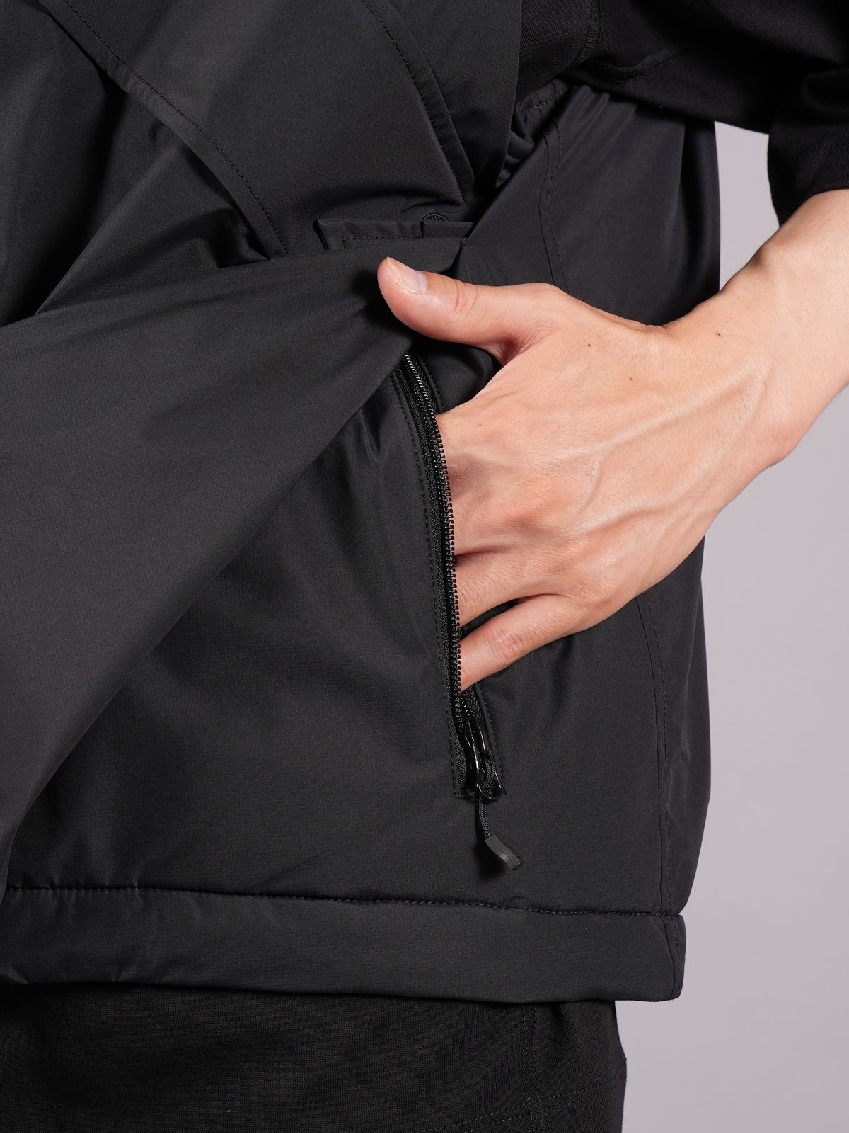 D-VEC - 【ラスト1点】WINDSTOPPER BY GORE-TEX LABS 2L PRIMALOFT