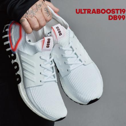 国内11月1日発売予定】デビッド・ベッカム × アディダス ウルトラ