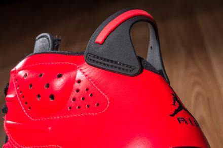 国内2月15日発売予定】 ナイキ エア ジョーダン 6 レトロ インフラ