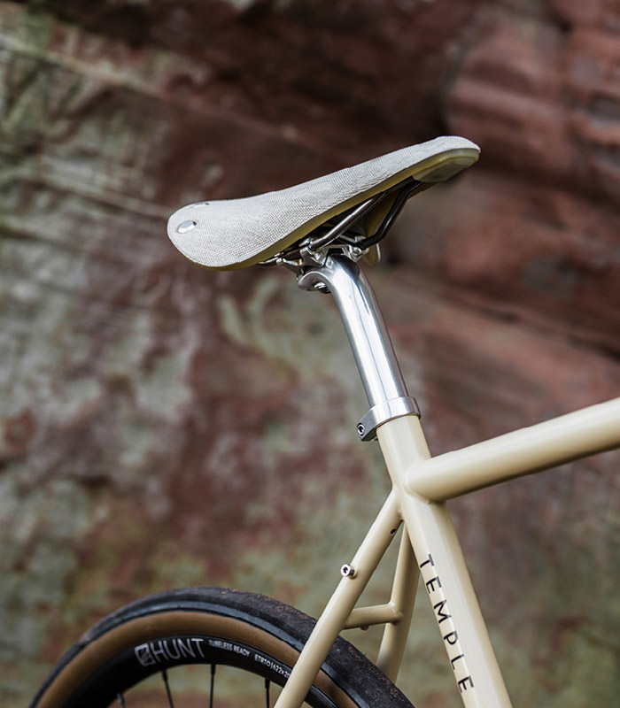 BROOKS CAMBIUM 2020 ORGANIC LIGHT登場 - BROOKS ブルックス公式サイト