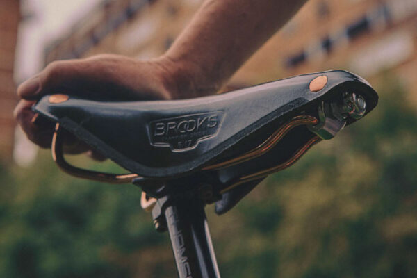 BROOKS FLYER SPECIALフライヤー スペシャル - BROOKS ブルックス公式