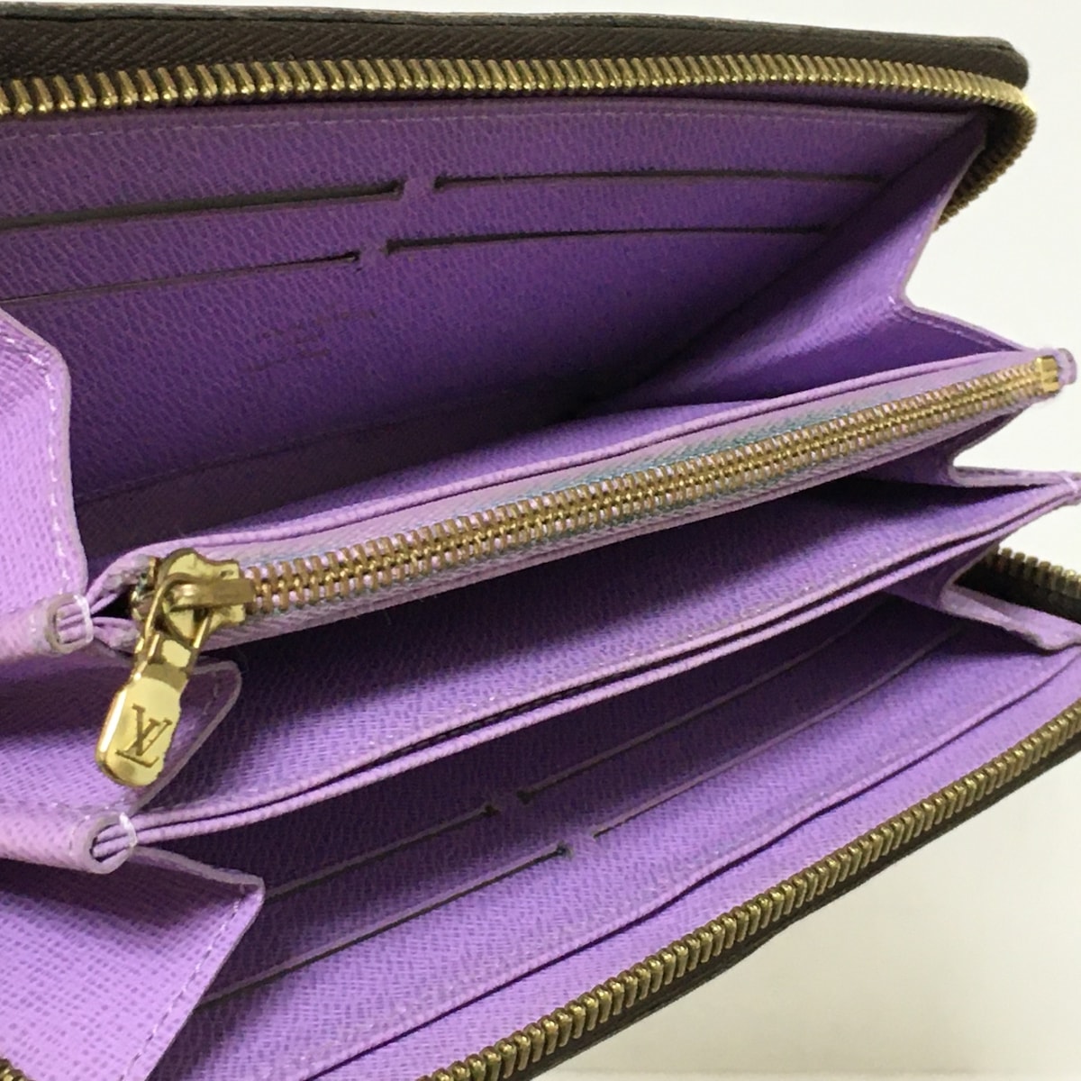 ルイヴィトン/長財布/ジッピー・ウォレット/パープル/型番：N63004の