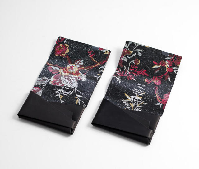 所作 shosa カードケース 名刺入れ 刺繍模様 本革 レザー 日本製