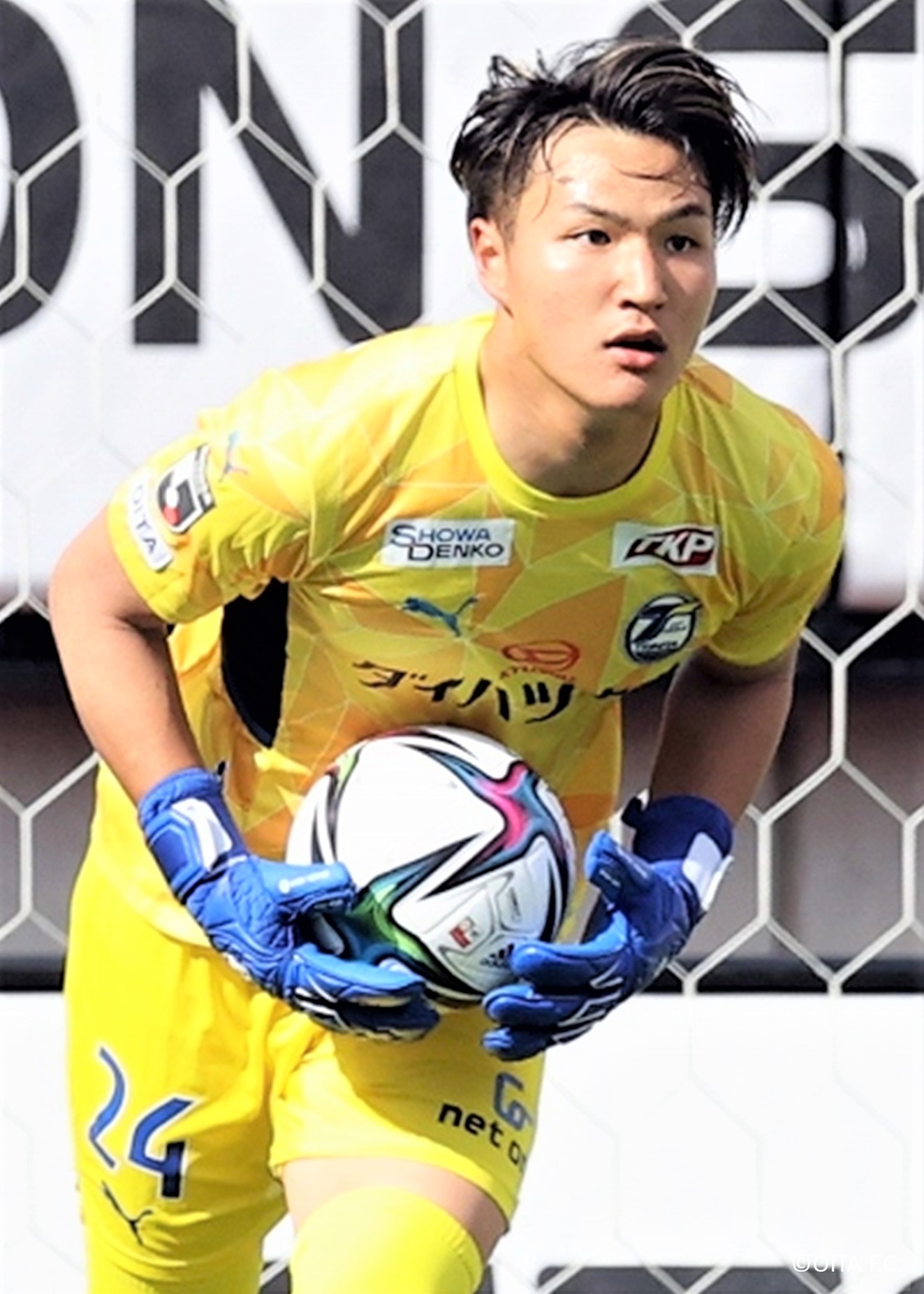 HATTRICK（ハットトリック）-選手の想いをファンへ届ける公式