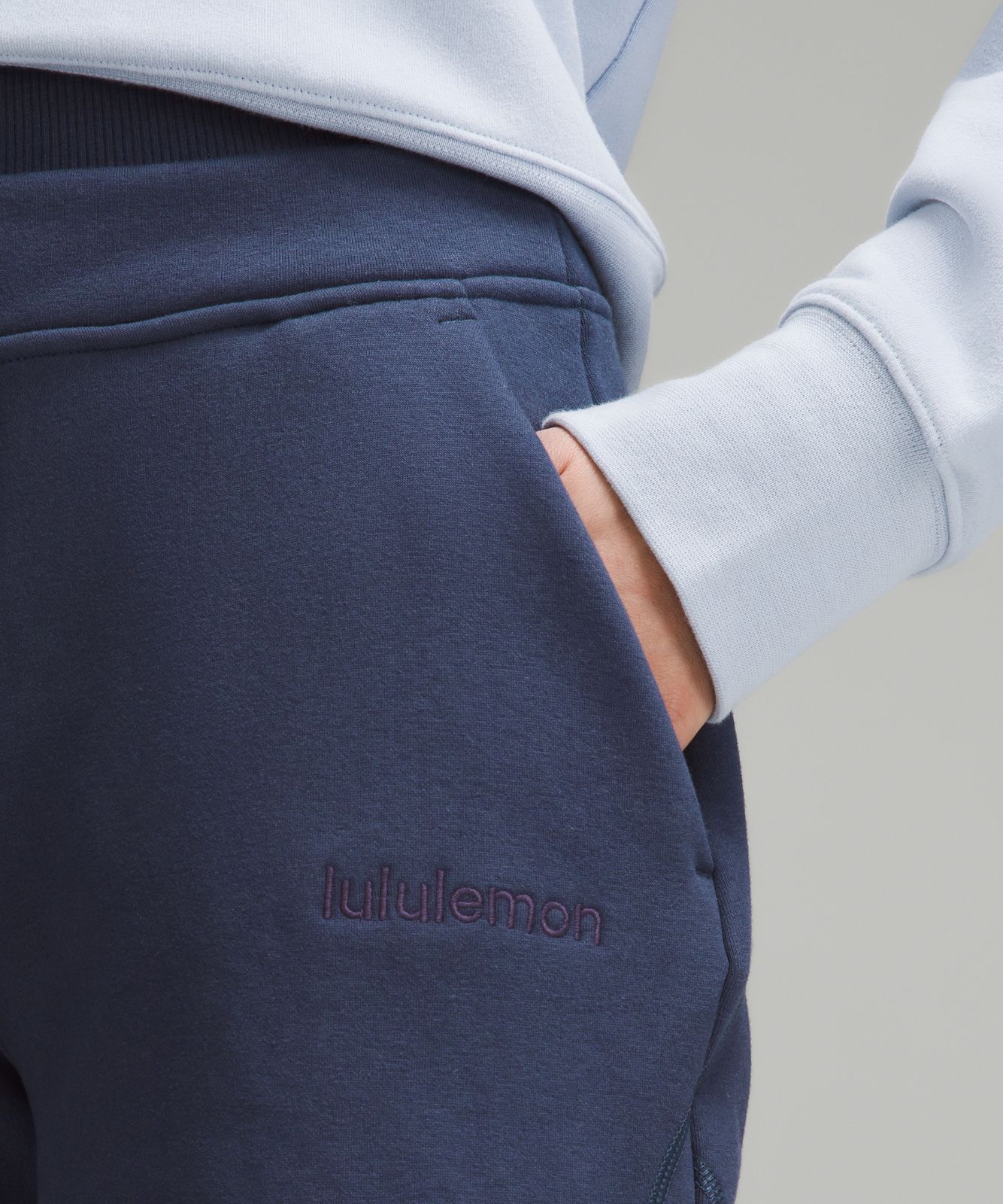 LW5GBAA_036717_5?size=1600,1600