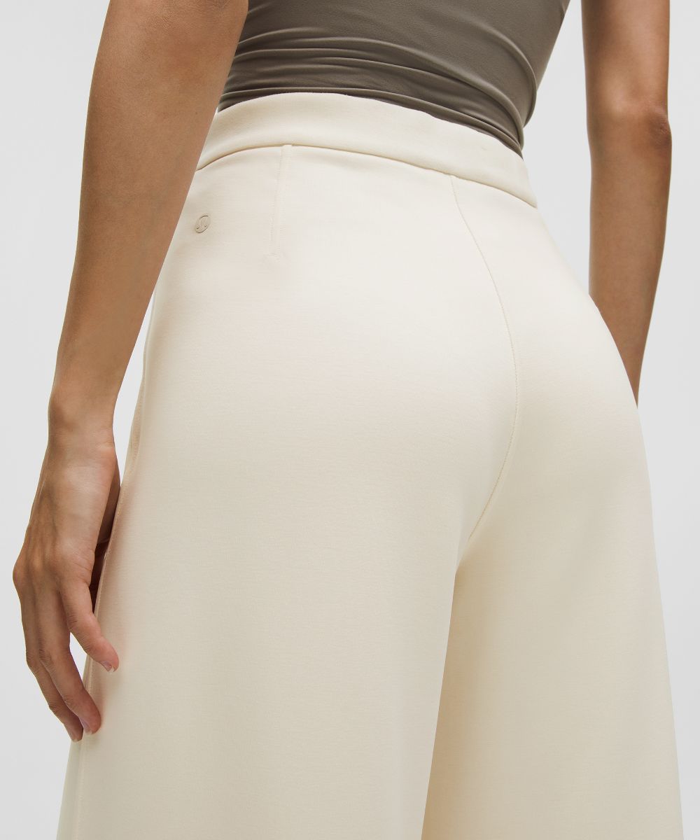 起毛加工Softstreme ピンタックハイライズ ワイドレッグパンツ