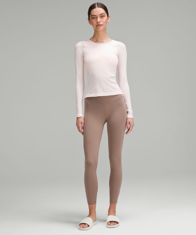 Ebb to Street ウエスト丈長袖シャツ | ロングスリーブ | Lululemon JP