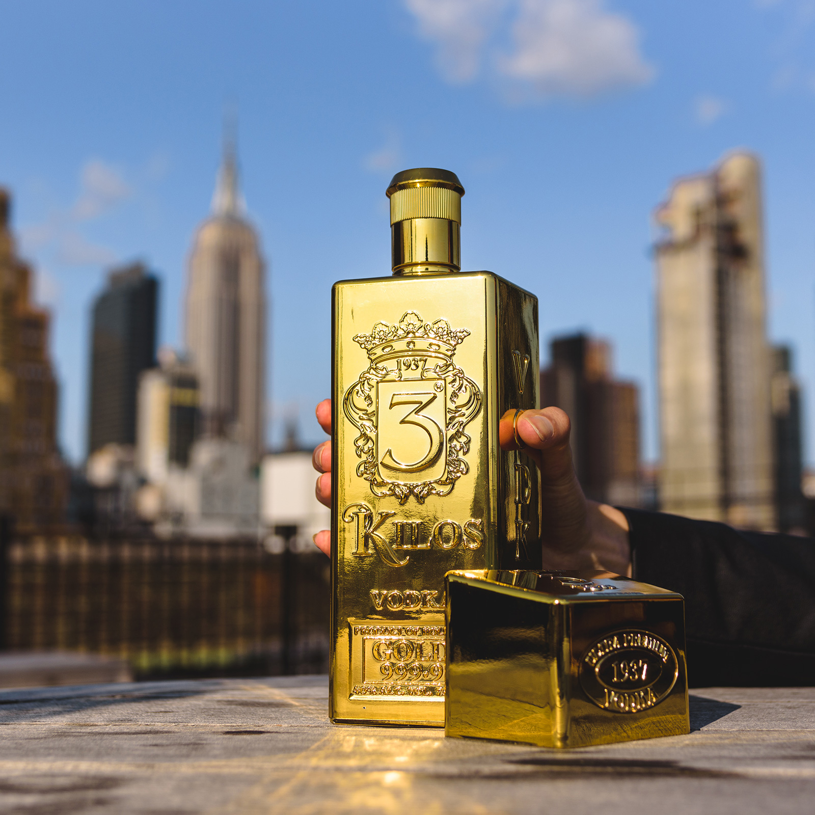 3 Kilos Vodka Gold 999.9 ［750ml］ | ELEMENT（エレメント）の