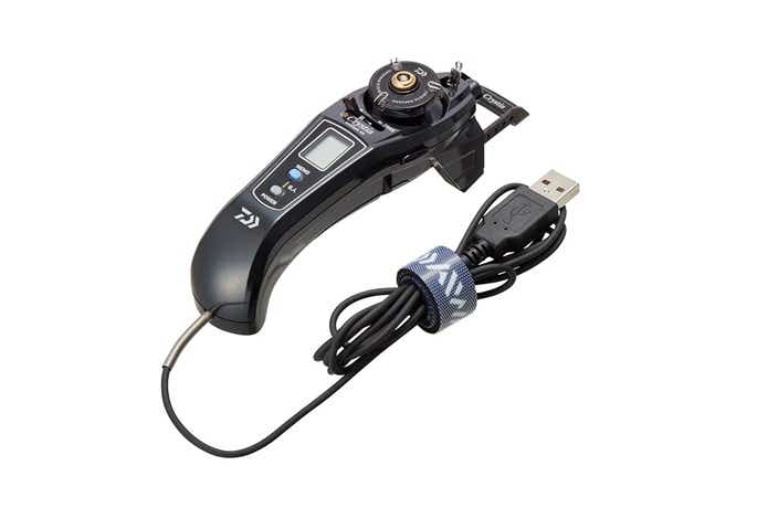 ダイワ クリスティア ワカサギ AIRは自重82gの超軽量電動リール