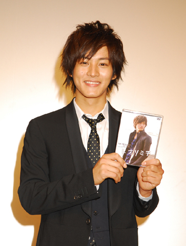 松坂桃李1stDVD『トオリミチ』発売記念イベントレポート | アニメイト