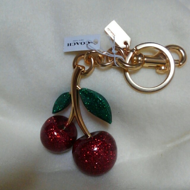COACH - COACHコーチ🍒さくらんぼキーホルダー新品未使用💓の通販 by