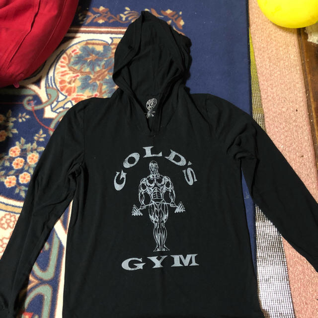 ゴールドジム パーカーの通販 by 肘黒ナックルアームショップ｜ラクマ