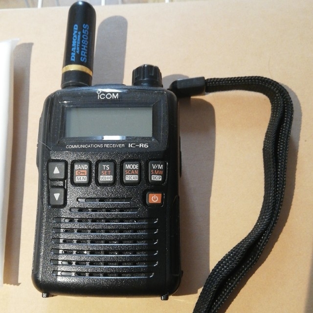 ICOM IC-R6 ハンディレシーバー（ﾀﾞｲﾔﾓﾝﾄﾞ社ｼｮｰﾄｱﾝﾃﾅ付）の通販 by