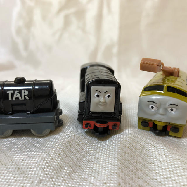 トーマストミカ ディーゼル10、ディーゼル、、貨車の通販 by tomtom's