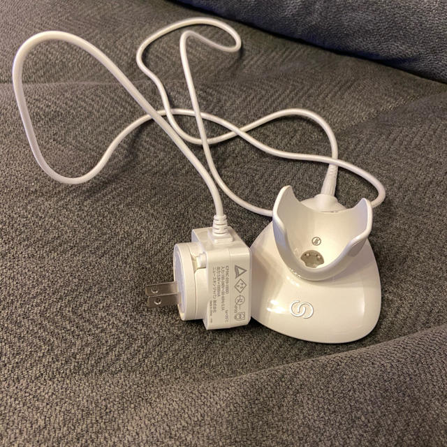 ニュースキン ルミスパ 充電器の通販 by akiu3u's shop｜ラクマ