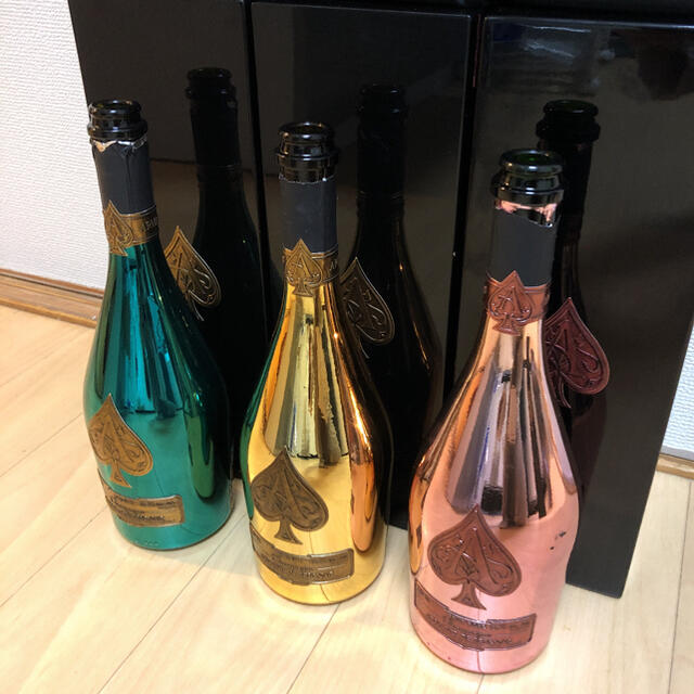 Armand Basi - アルマンド信号機空き箱3本セットの通販 by シャン