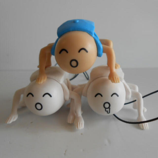 ♯Jvi08AZうもおホモゥくもおフィギュアストラップ全6種の通販 by