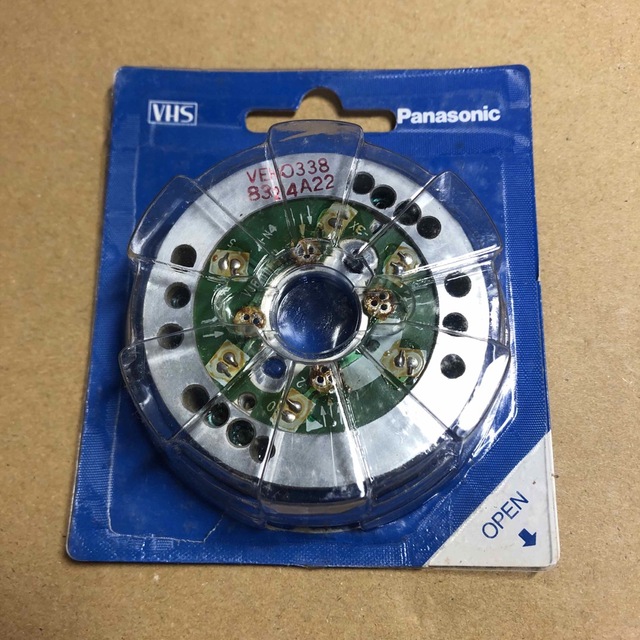 パナソニックVHSビデオデッキ映像ヘッドVEH0326ウエシリンダーの通販