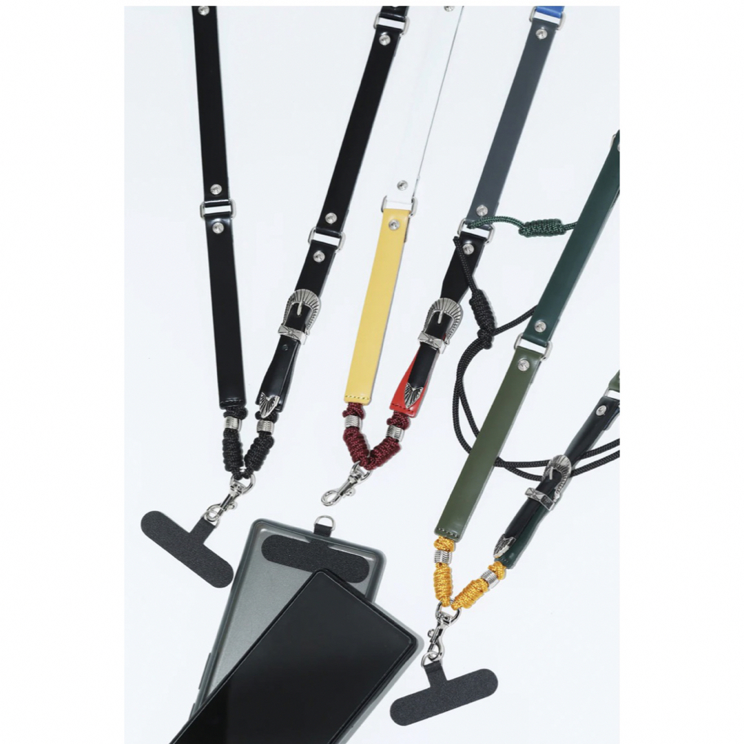 TOGA - ☆TOGA大人気レザースマホストラップ☆ブラック新品未使用の