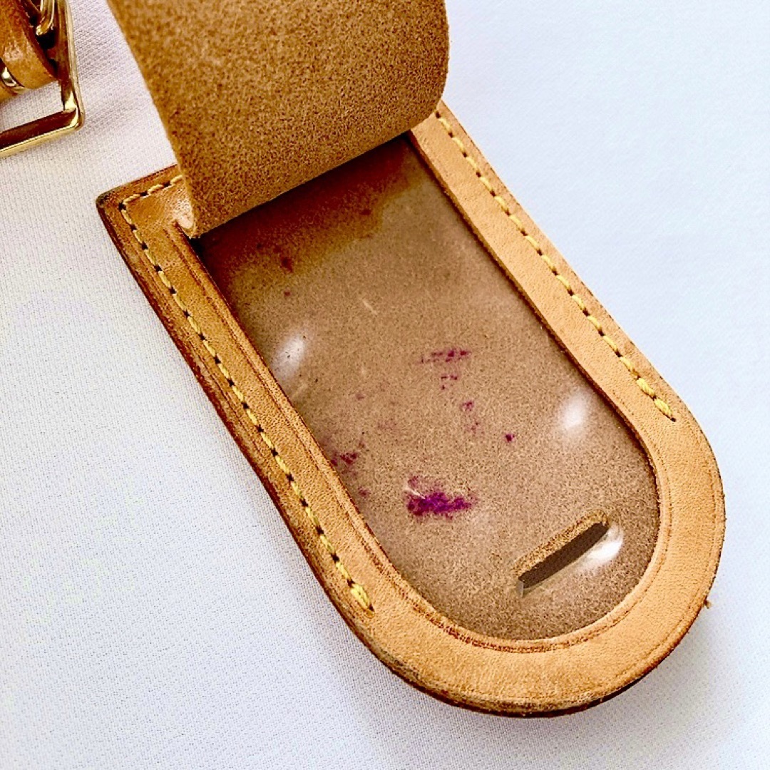 LOUIS VUITTON - LOUIS VUITTON（ルイヴィトン） ネームタグ 本革 ♪の