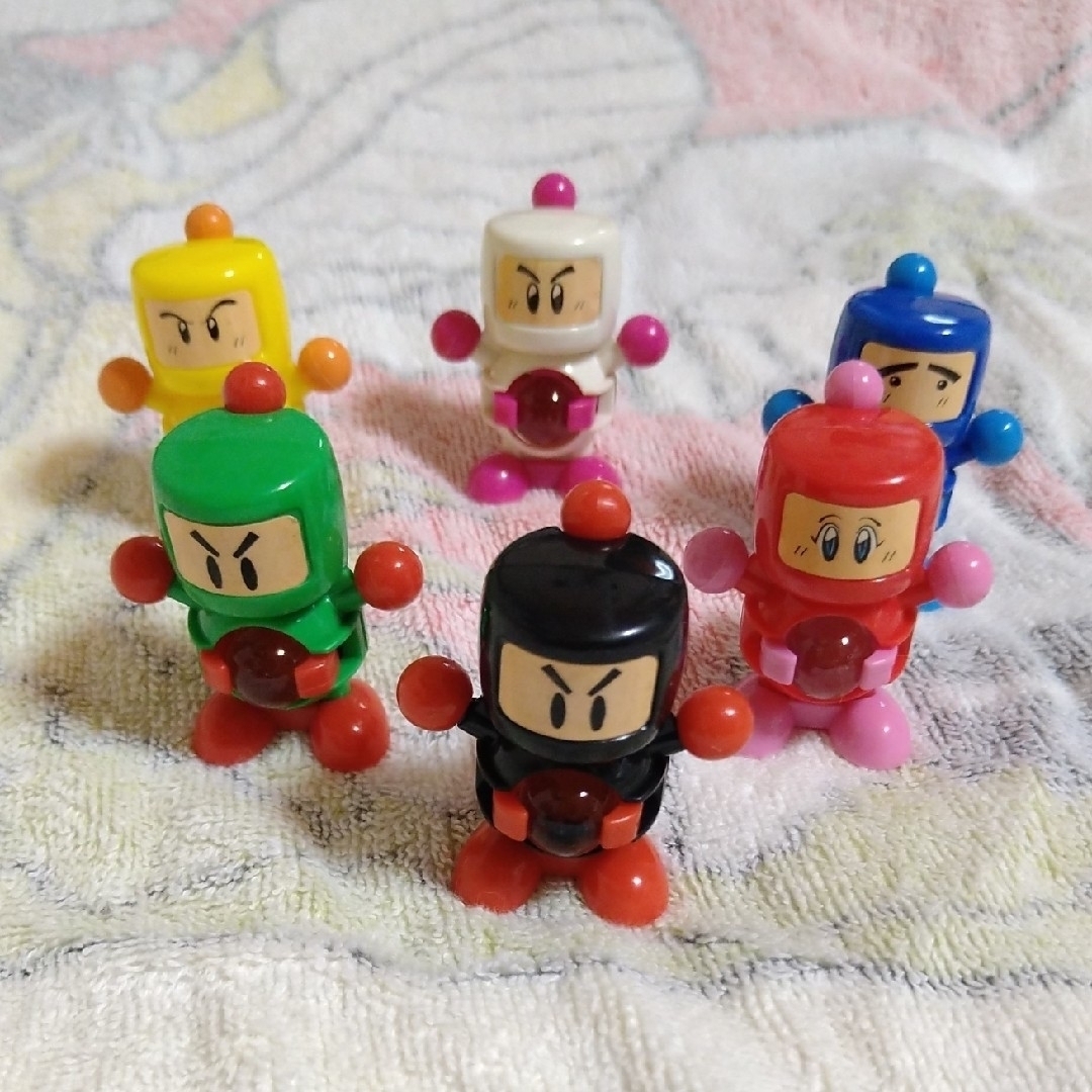 ビーダマン ボンバーマン まとめ売り レトロ玩具の通販 by Shell*LR