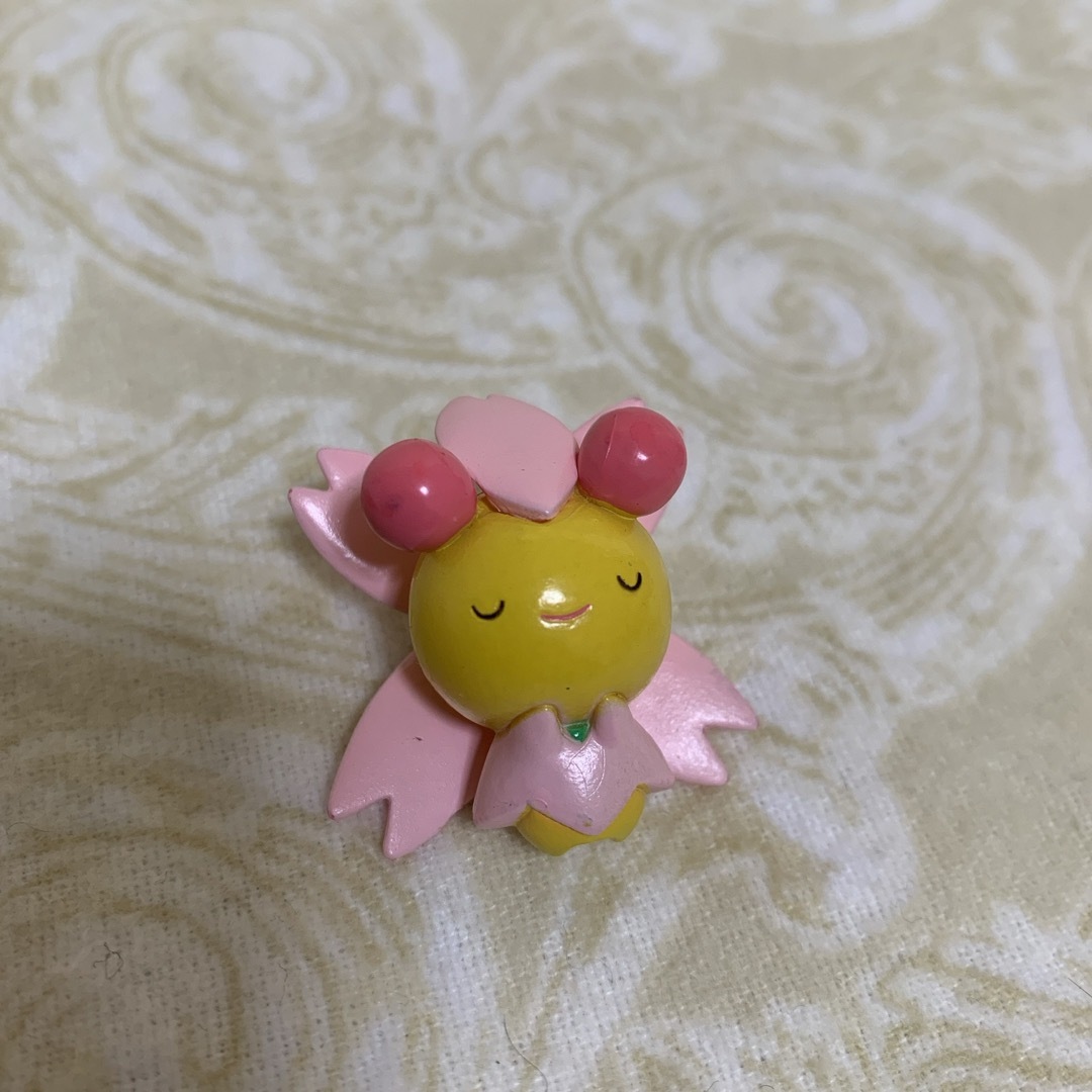 ポケモン フィギュア チェリムの通販 by まねこ's shop｜ラクマ