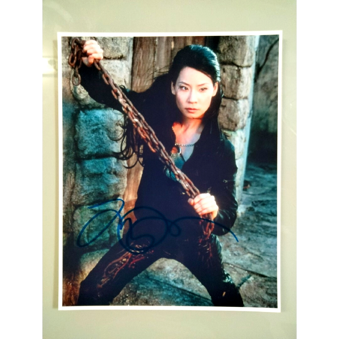 ルーシー・リュー直筆サイン入り超 特大写真…Lucy Liuの通販 by まこ
